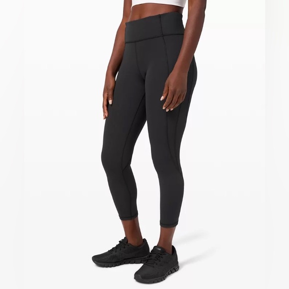 Lululemon Time to Sweat High Rise Crop 22” Black Size 12 - Picture 7 of 8